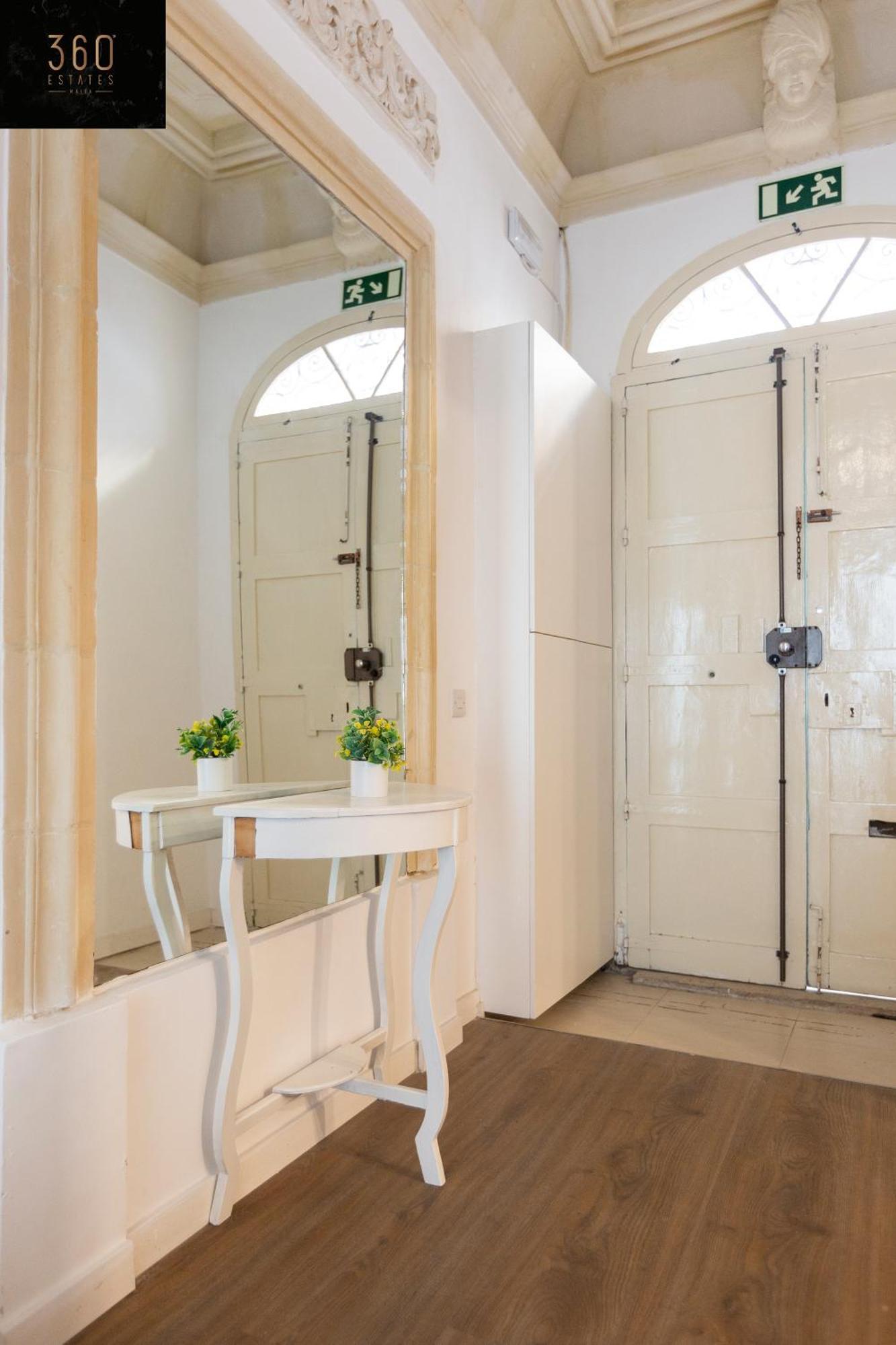 4Br Home In Prime Location Just Off The Promenade By 360 Estates Sliema Esterno foto