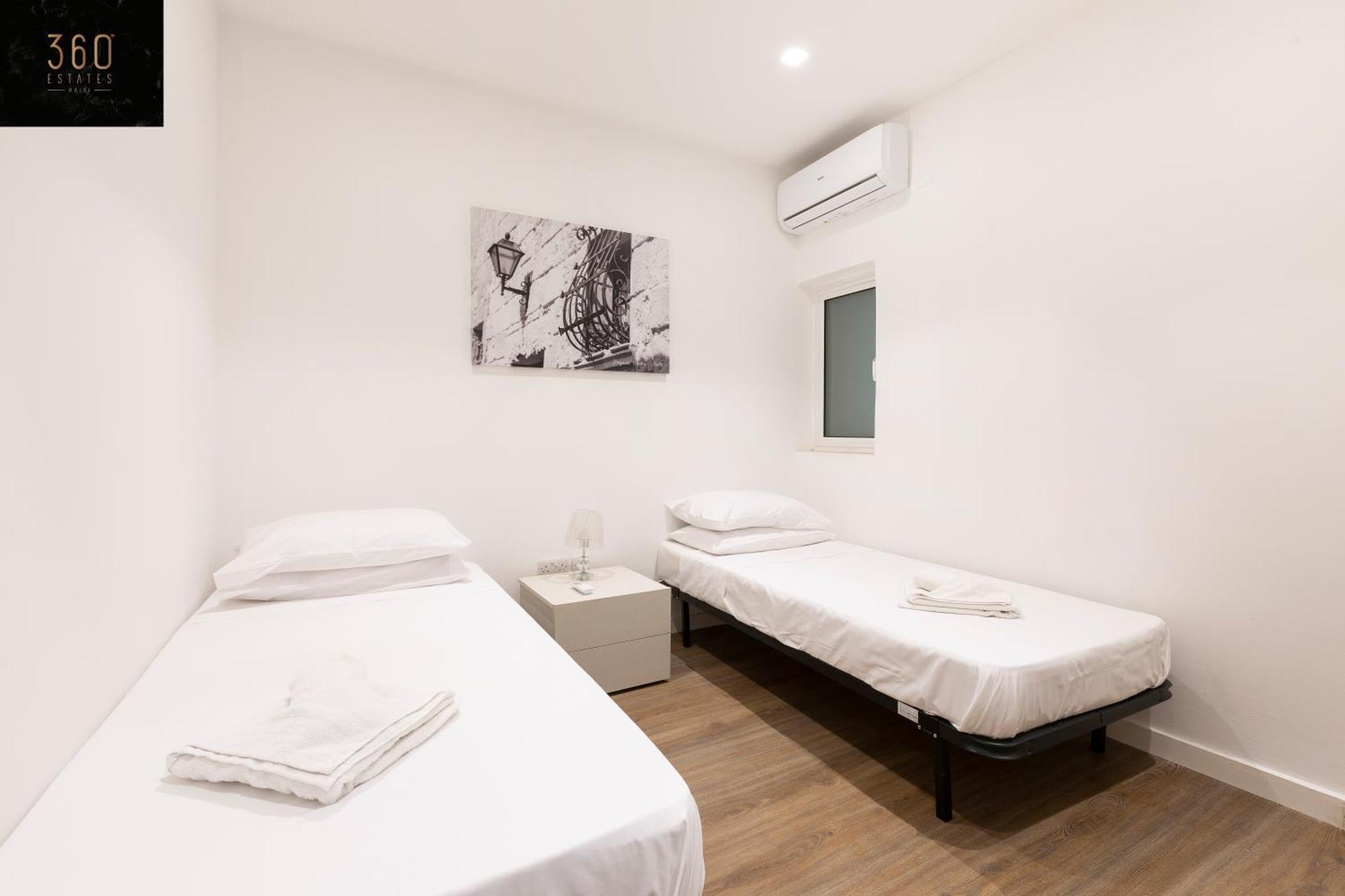 4Br Home In Prime Location Just Off The Promenade By 360 Estates Sliema Esterno foto