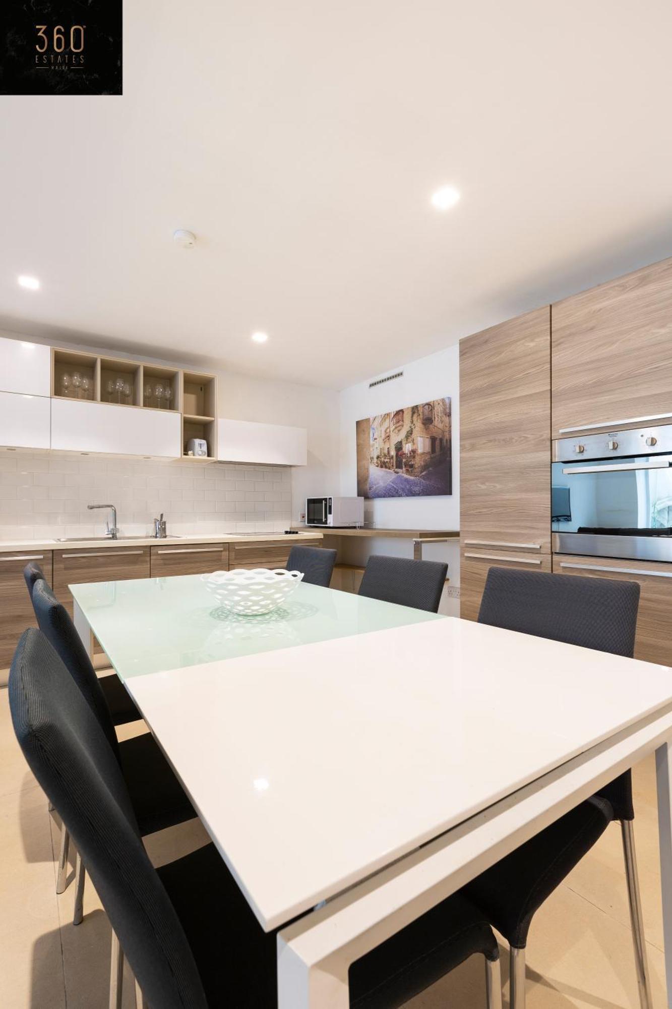 4Br Home In Prime Location Just Off The Promenade By 360 Estates Sliema Esterno foto
